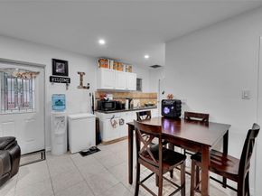 5715 Garfield St, Hollywood FL 33021