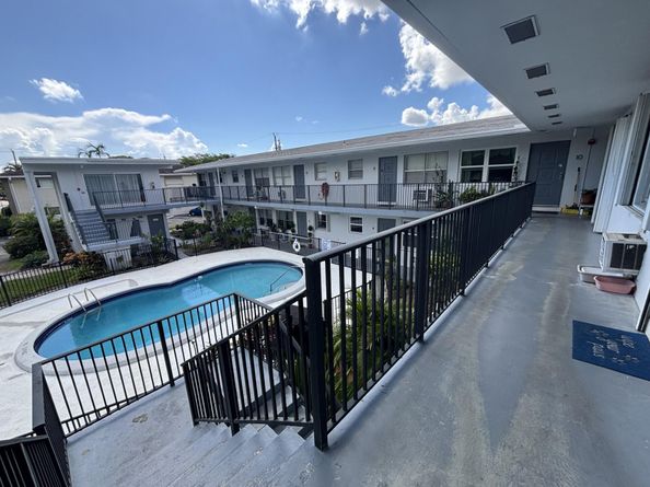 3510 Harrison Street 12, Hollywood FL 33021