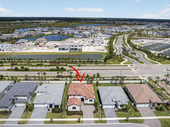 9512 St Germain Drive, Palm Beach Gardens FL 33412