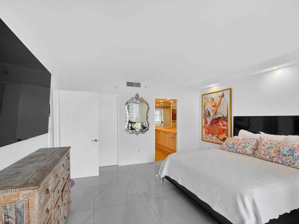 3350 SW 27 Ave 1207, Miami FL 33133