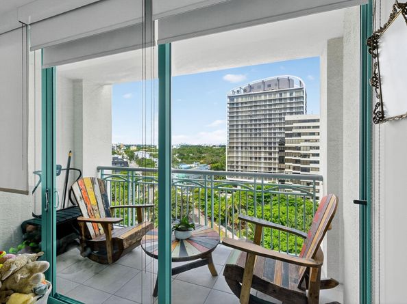 3350 SW 27 Ave 1207, Coconut Grove FL 33133