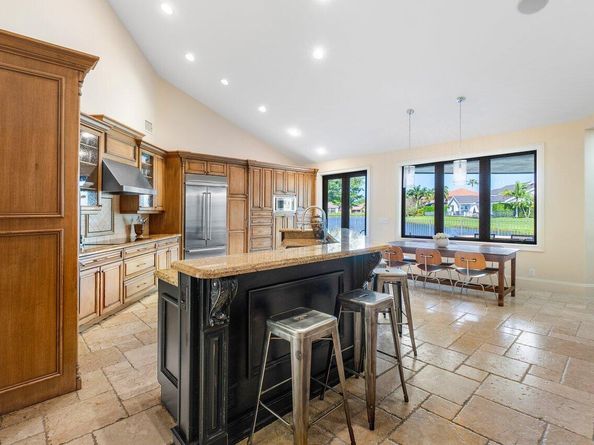 5734 Paddington Way, Boca Raton FL 33496