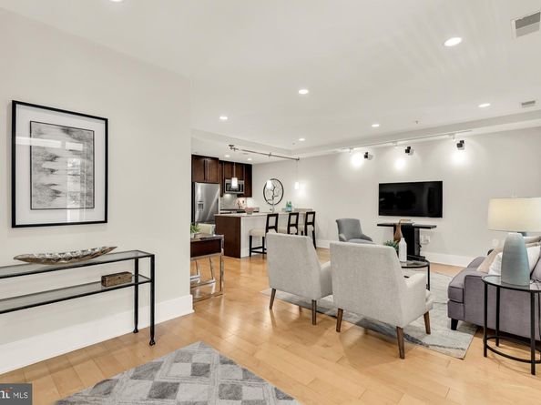 2818 Connecticut Avenue NW 7, Washington DC 20008