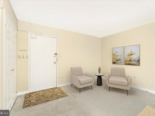 2400 NW 41st Street NW 403, Washington DC 20007