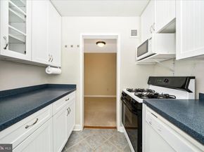 2400 NW 41st Street NW 403, Washington DC 20007