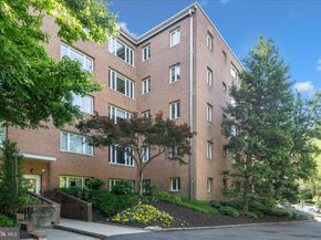 2400 NW 41st Street NW 403, Washington DC 20007