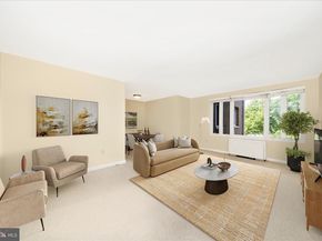 2400 NW 41st Street NW 403, Washington DC 20007