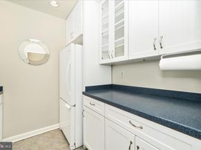 2400 NW 41st Street NW 403, Washington DC 20007