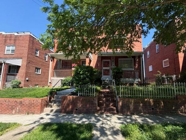 42 54TH Street SE, Washington DC 20019