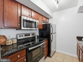 1024 N Utah Street 318, Arlington VA 22201