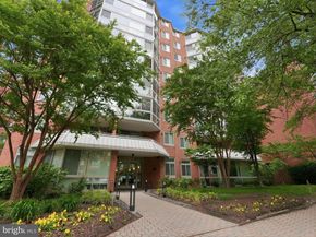 1024 N Utah Street 318, Arlington VA 22201