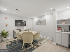 1024 N Utah Street 318, Arlington VA 22201