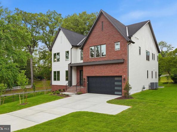 3022 Castle Road, Falls Church VA 22044