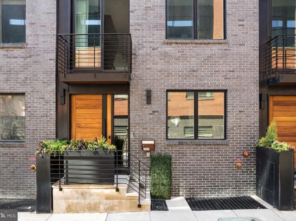 1328 Kater Street, Philadelphia PA 19147