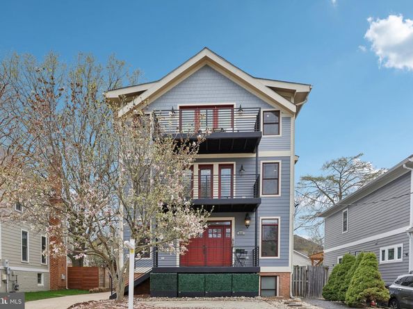 816 S Veitch Street, Arlington VA 22204