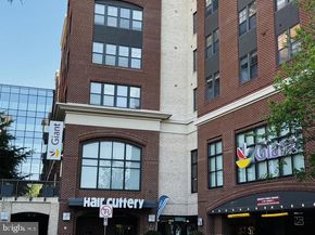 816 S Veitch Street, Arlington VA 22204