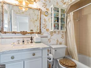 2851 Yarn Court, Falls Church VA 22042