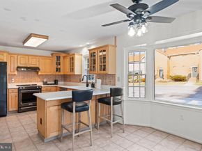 2851 Yarn Court, Falls Church VA 22042