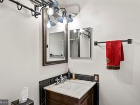 2851 Yarn Court, Falls Church VA 22042