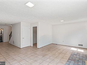 2851 Yarn Court, Falls Church VA 22042