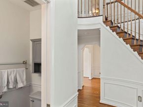 2851 Yarn Court, Falls Church VA 22042