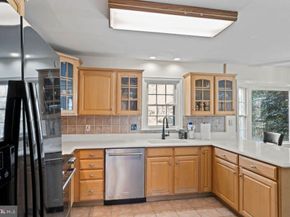 2851 Yarn Court, Falls Church VA 22042
