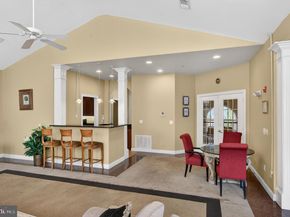 4560 Strutfield Lane 1103, Alexandria VA 22311