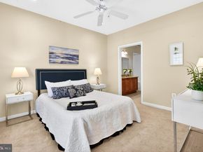 4560 Strutfield Lane 1103, Alexandria VA 22311