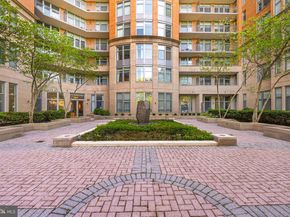 8220 Crestwood Heights Drive 1204, Mclean VA 22102