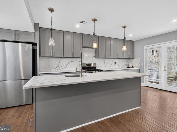 3311 N Bailey Street, Philadelphia PA 19129