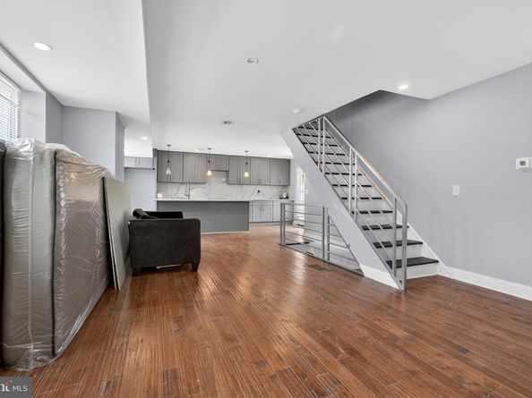 3311 N Bailey Street, Philadelphia PA 19129