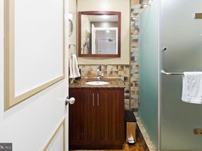313 N 3rd Street 5A, Philadelphia PA 19106