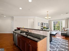 600 Commodore Court 2628, Philadelphia PA 19146