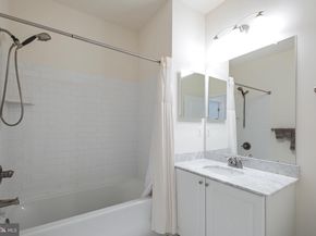 600 Commodore Court 2628, Philadelphia PA 19146