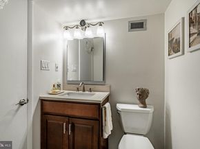 10719 Valley Forge Circle 719, King Of Prussia PA 19406