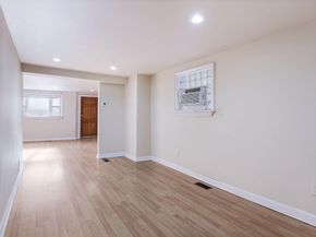 731 Carpenter Street, Philadelphia PA 19147