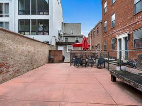 731 Carpenter Street, Philadelphia PA 19147