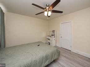 86 N York Road, Willow Grove PA 19090