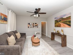 86 N York Road, Willow Grove PA 19090