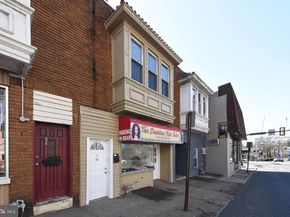 86 N York Road, Willow Grove PA 19090