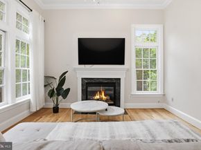 2323 Sawtooth Oak Court, Vienna VA 22182