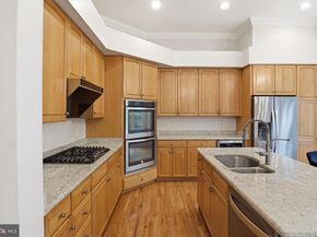 2323 Sawtooth Oak Court, Vienna VA 22182