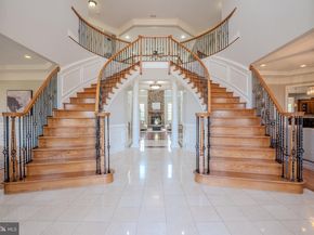 24 Hayhurst Drive, Newtown PA 18940