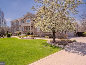24 Hayhurst Drive, Newtown PA 18940