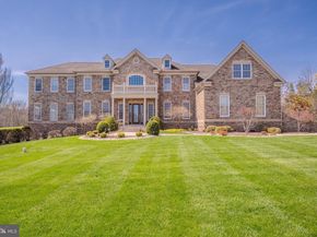 24 Hayhurst Drive, Newtown PA 18940