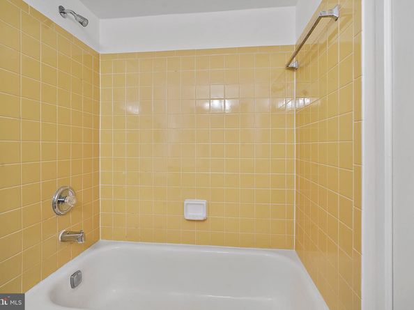 5160 Maris Avenue 201, Alexandria VA 22304