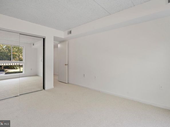 5160 Maris Avenue 201, Alexandria VA 22304
