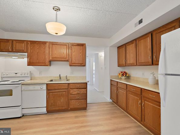 5160 Maris Avenue 201, Alexandria VA 22304
