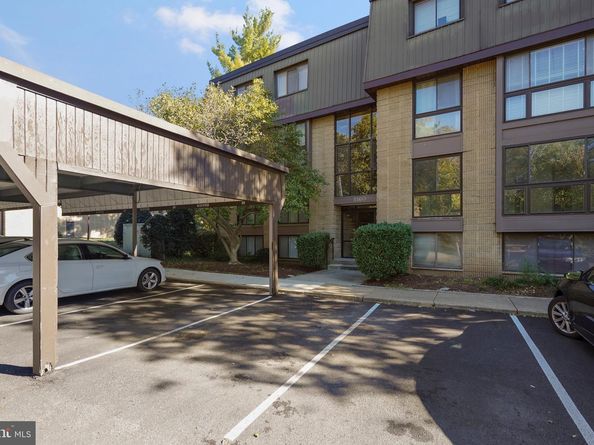 5160 Maris Avenue 201, Alexandria VA 22304