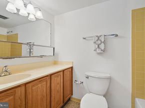 5160 Maris Avenue 201, Alexandria VA 22304